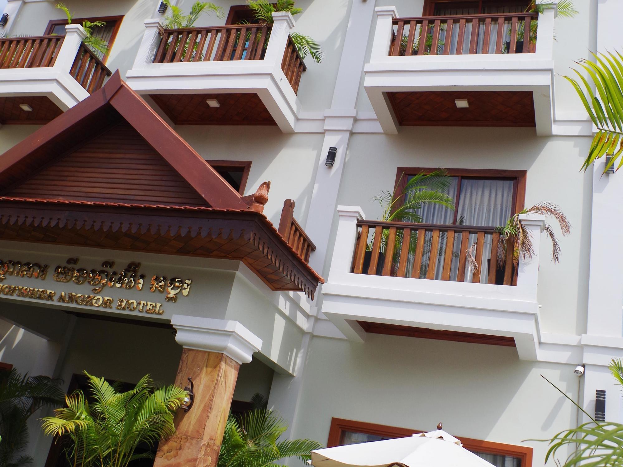 Kingfisher Angkor Hotel Сием Реап Екстериор снимка