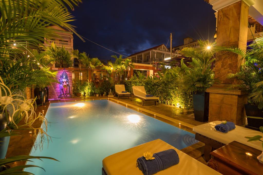 Kingfisher Angkor Hotel Сием Реап Екстериор снимка