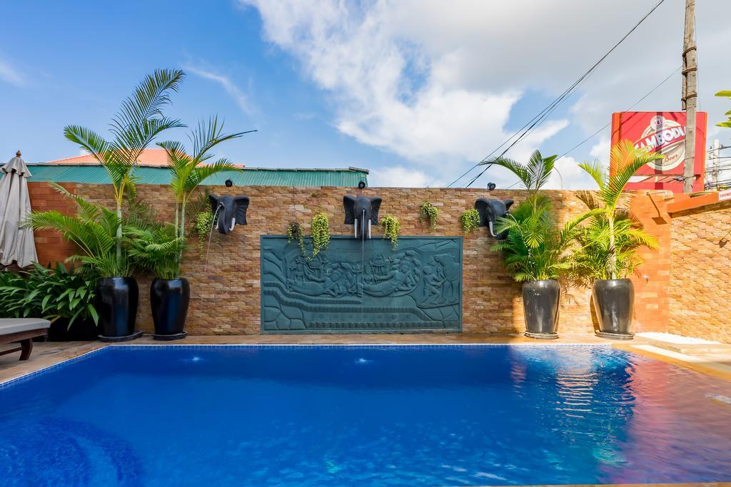Kingfisher Angkor Hotel Сием Реап Екстериор снимка
