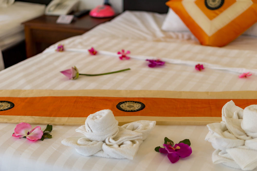 Kingfisher Angkor Hotel Сием Реап Екстериор снимка