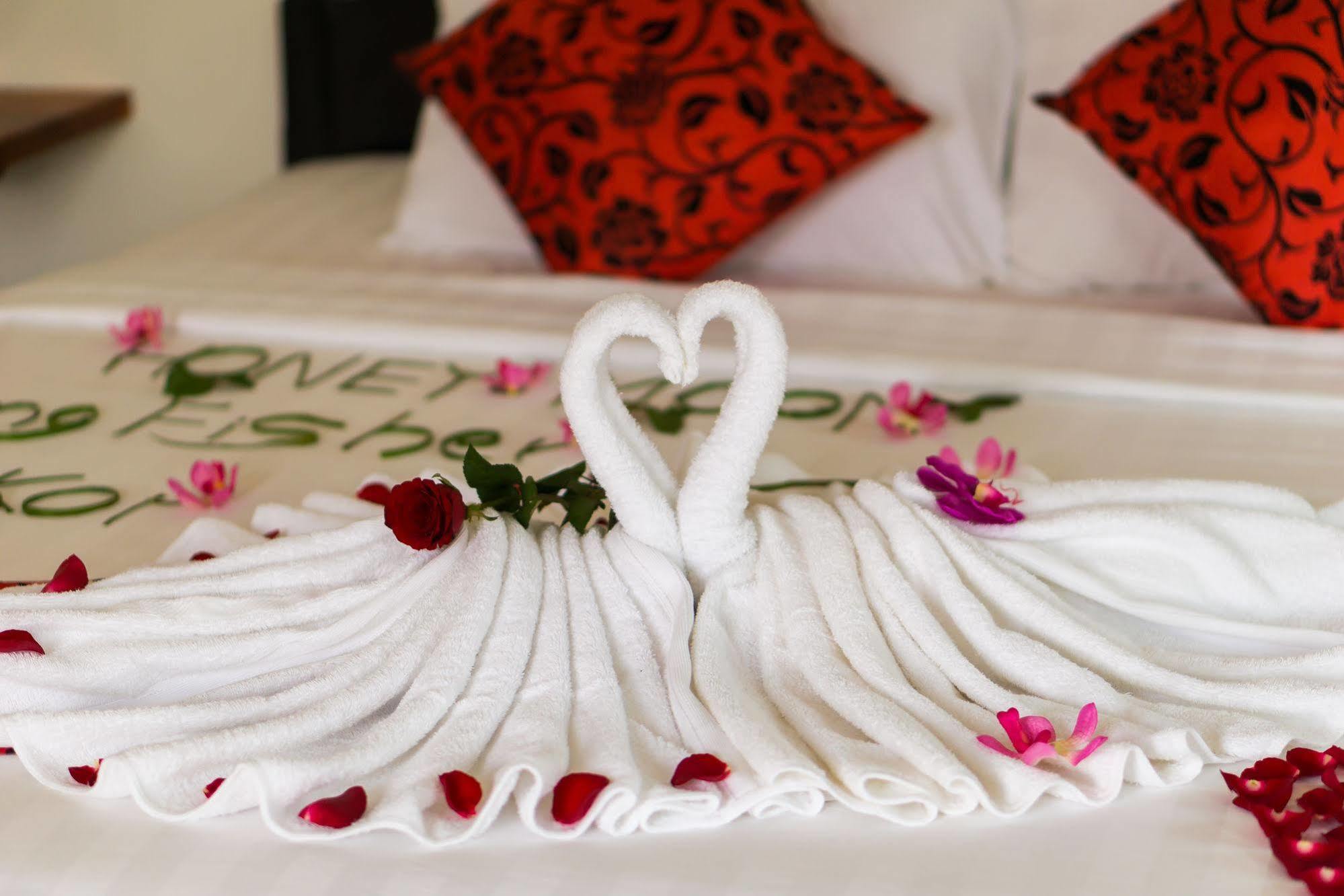 Kingfisher Angkor Hotel Сием Реап Екстериор снимка