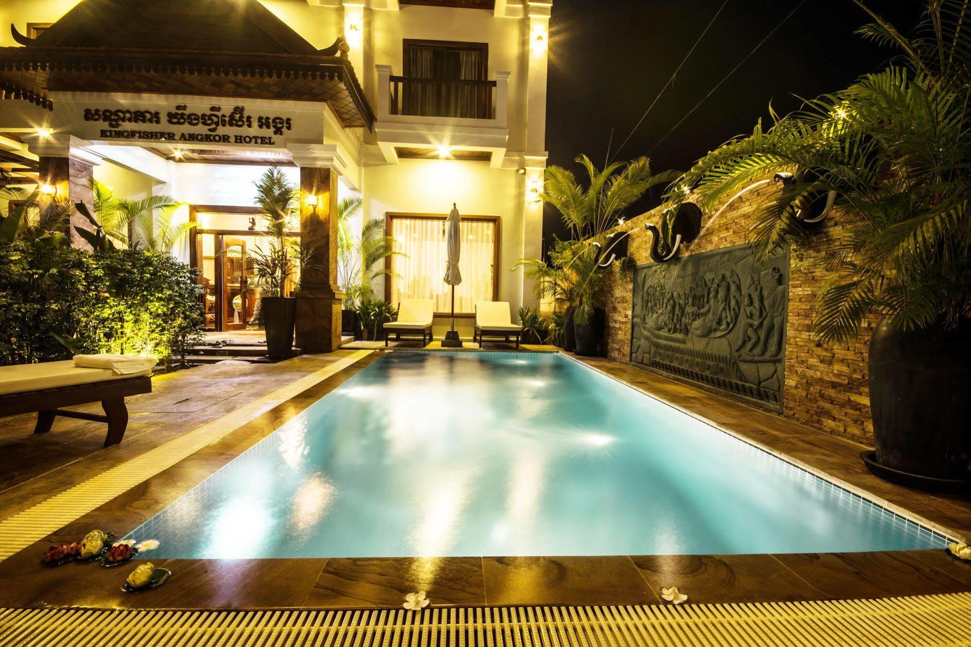 Kingfisher Angkor Hotel Сием Реап Екстериор снимка